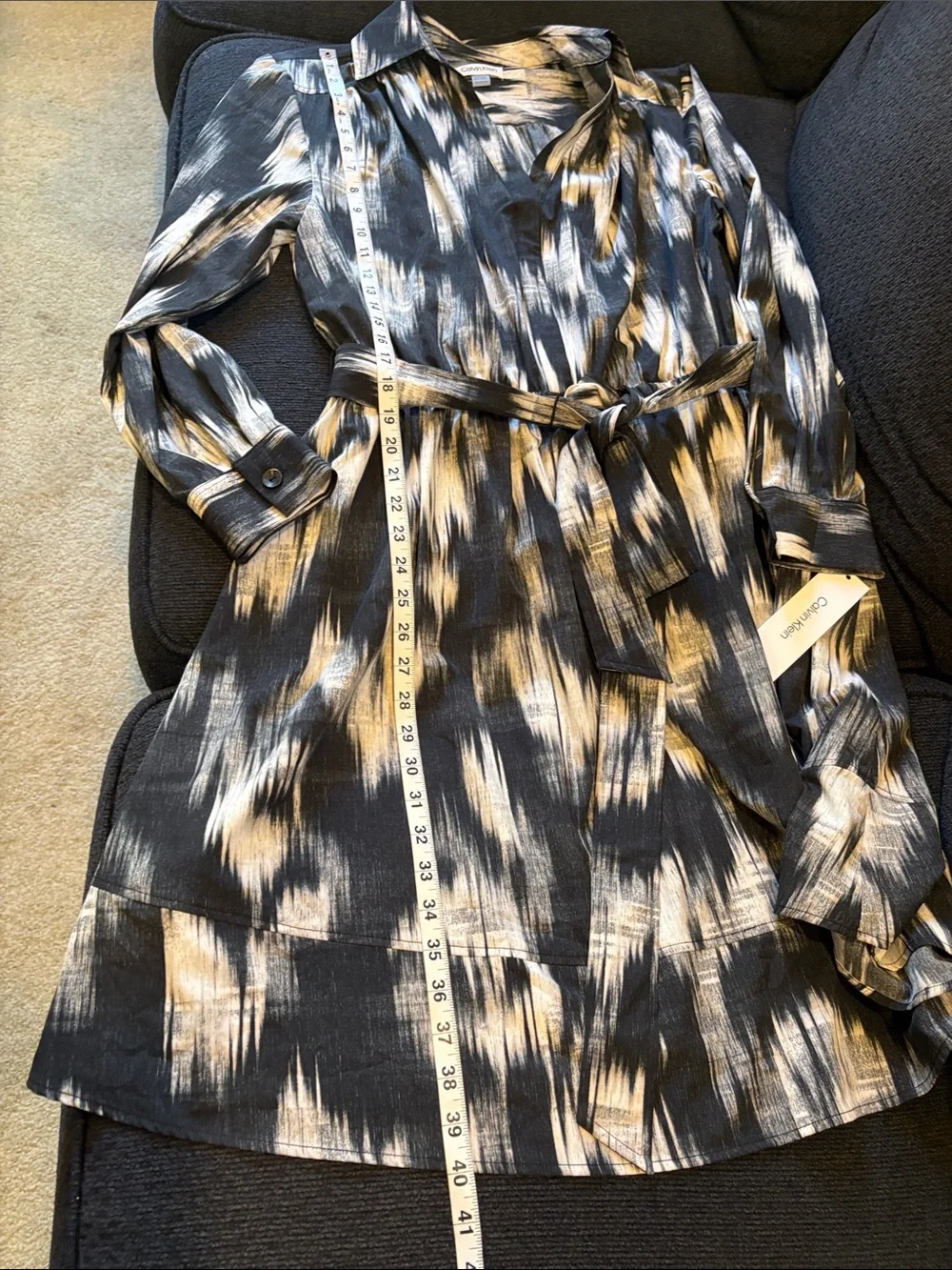 Calvin Klein Black and White Abstract Long Sleeve Tie Waist Collar Dress-14 - Picture 12 of 13